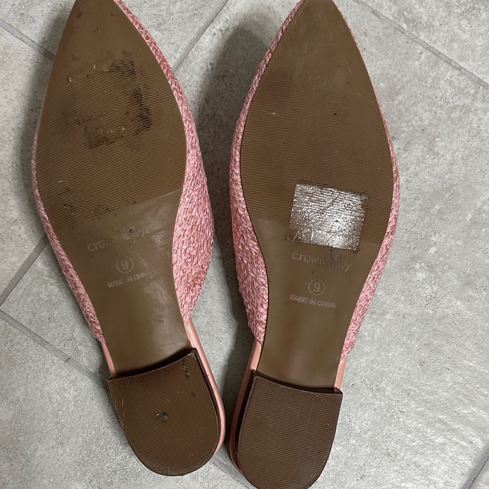 Crown & Ivy Pink Textured Women's Mules - Picture 3 of 5